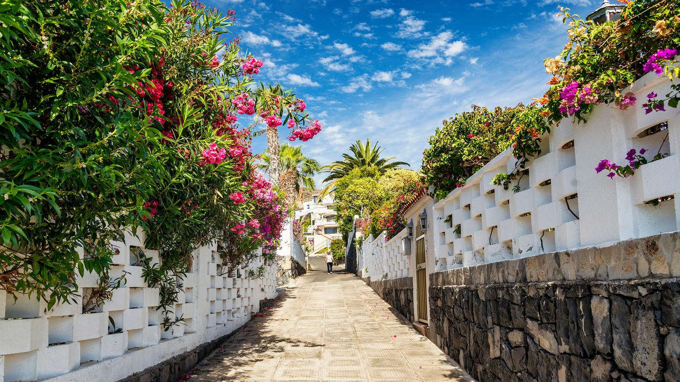 Look for other cheap flights to Tenerife