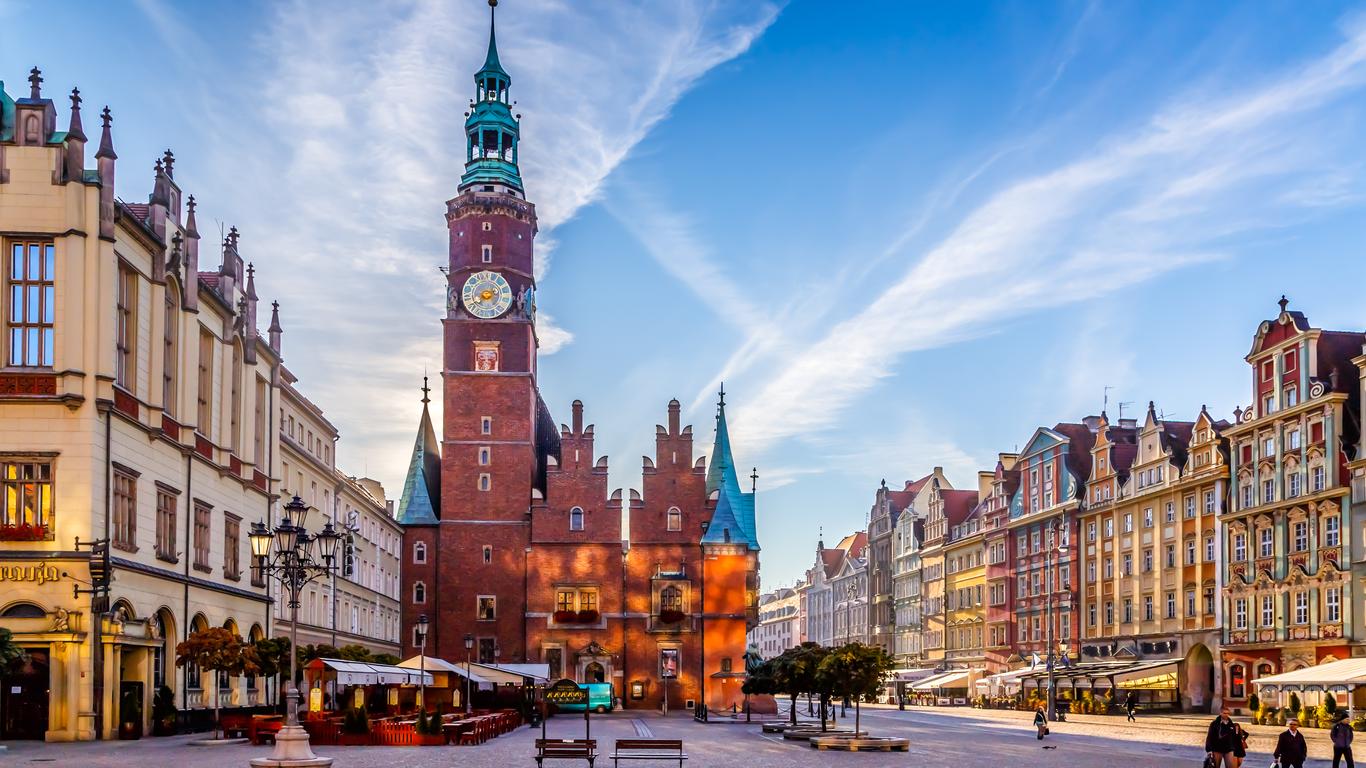 Look for other cheap flights to Wroclaw
