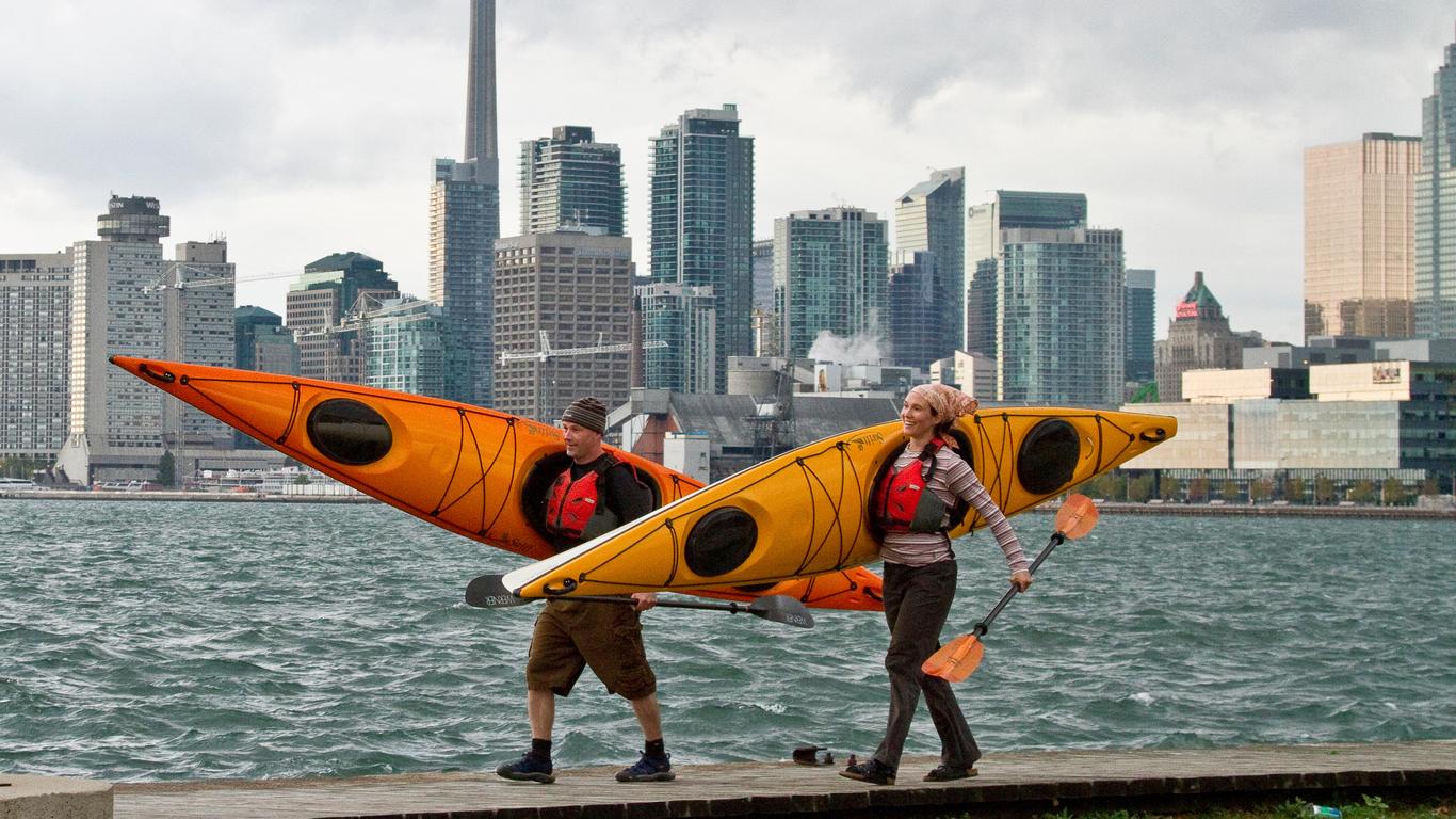 Look for other cheap flights to Toronto Island Airport
