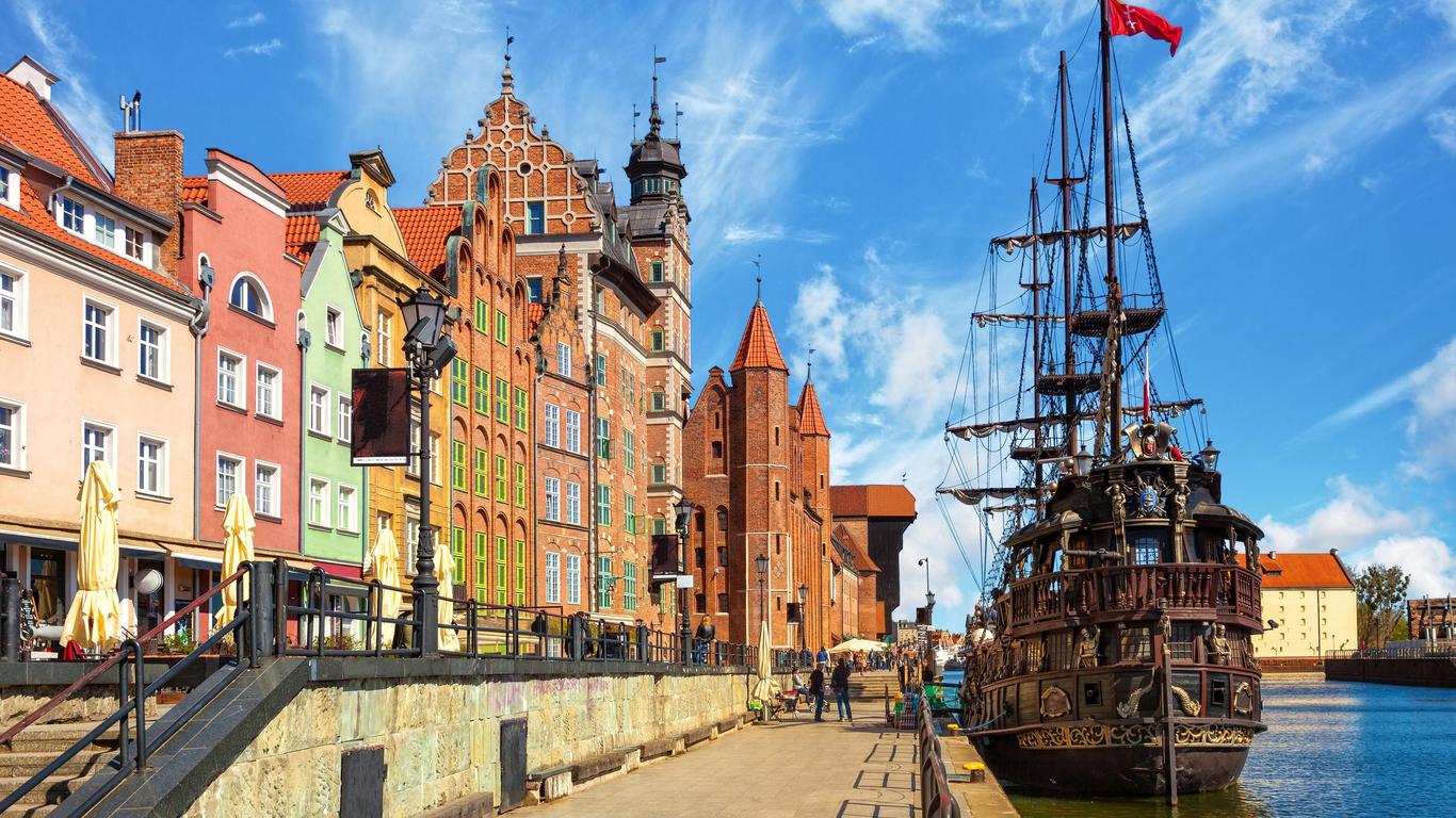 Look for other cheap flights to Gdansk