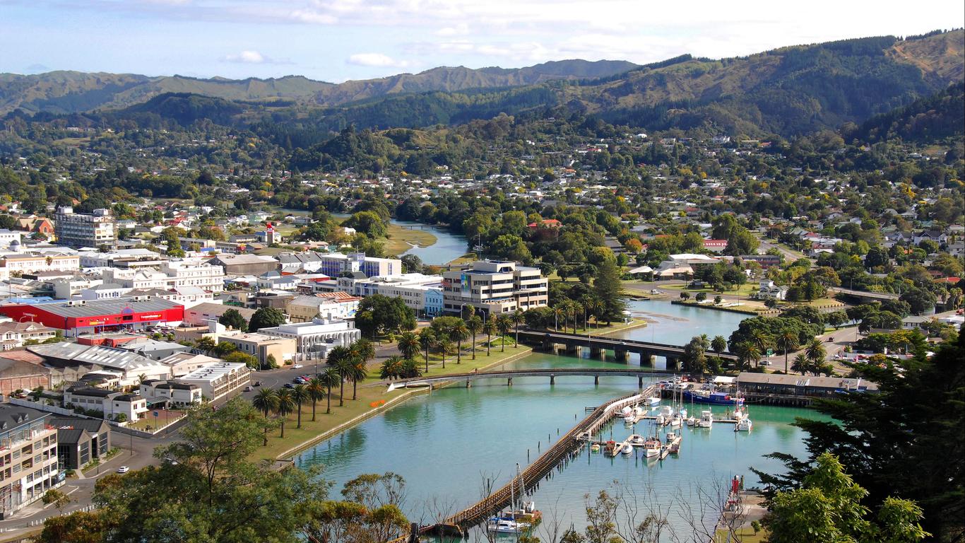 Look for other cheap flights to Gisborne