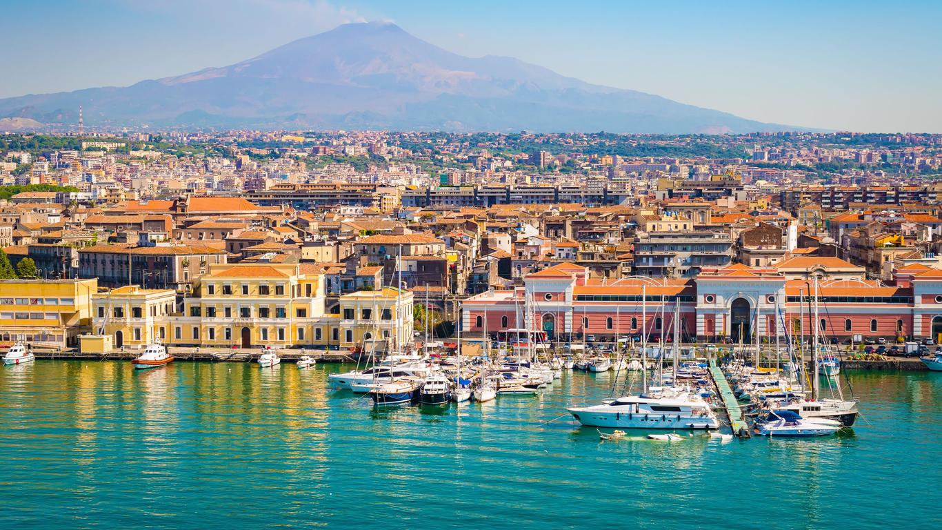Look for other cheap flights to Catania