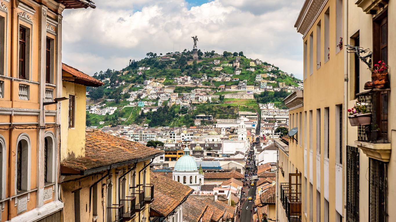 Look for other cheap flights to Quito