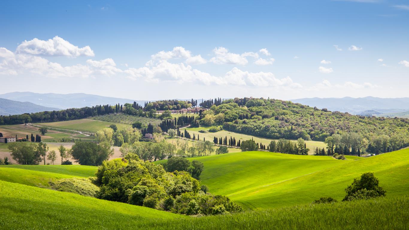 Look for other cheap flights to Tuscany