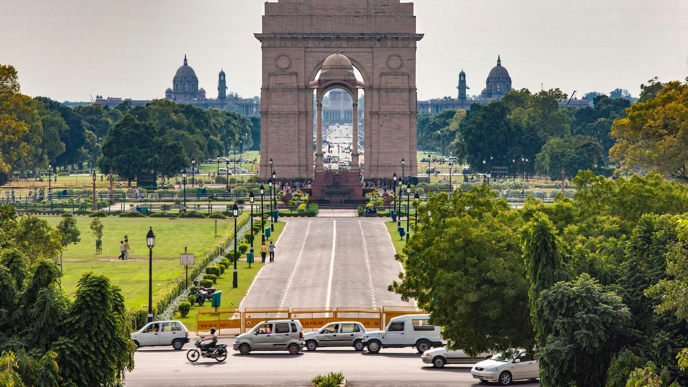 Look for other cheap flights to New Delhi