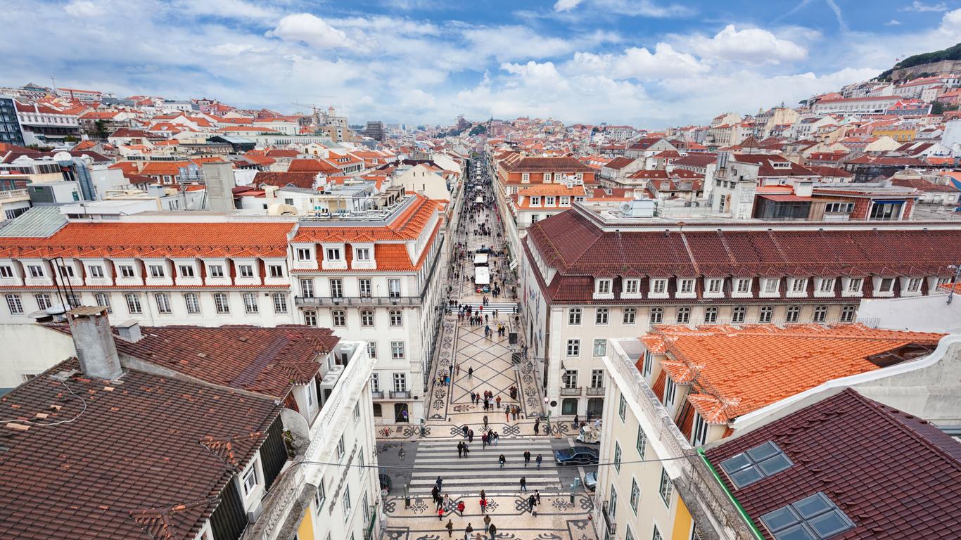 Look for other cheap flights to Lisbon