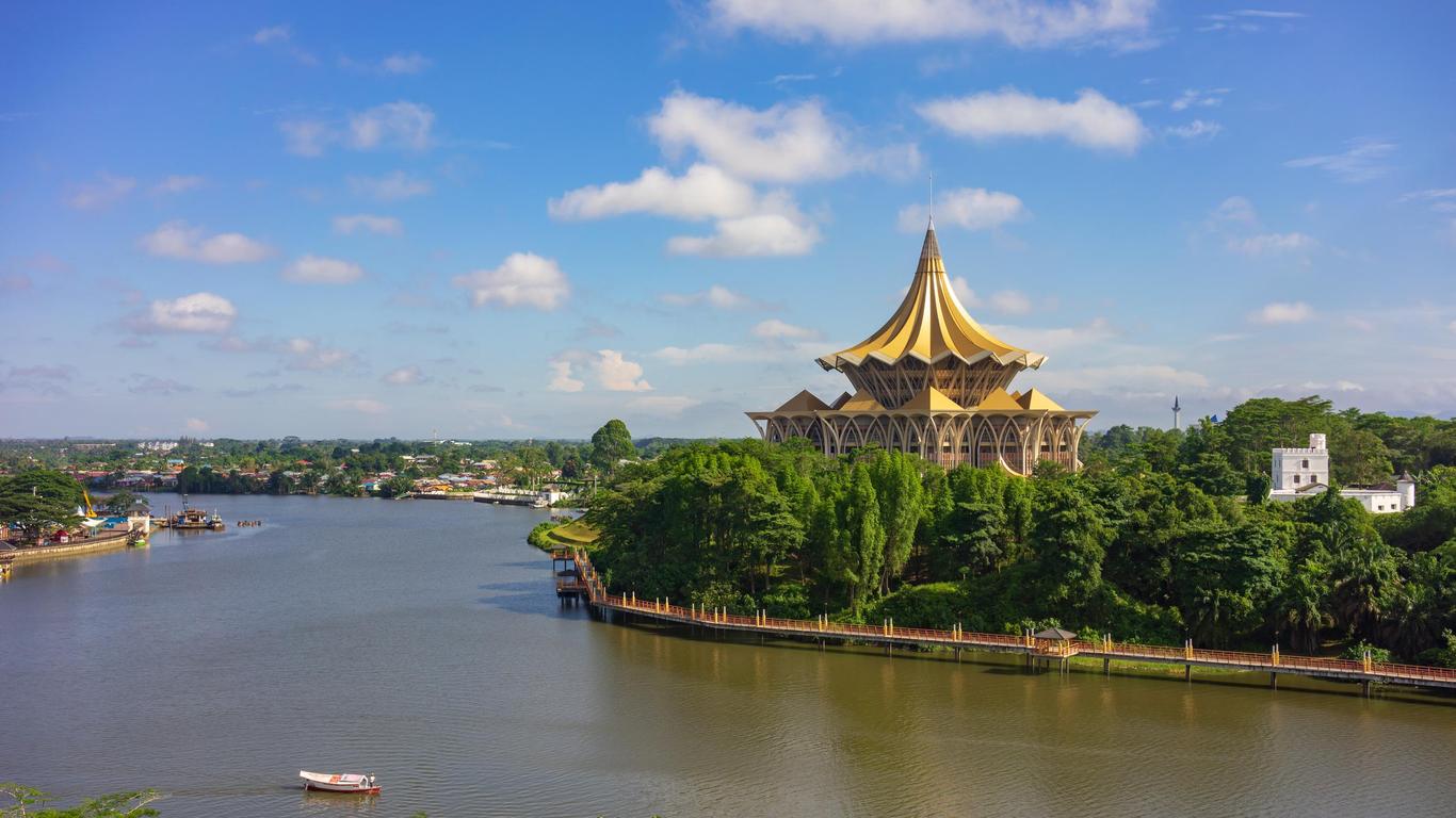 Look for other cheap flights to Kuching