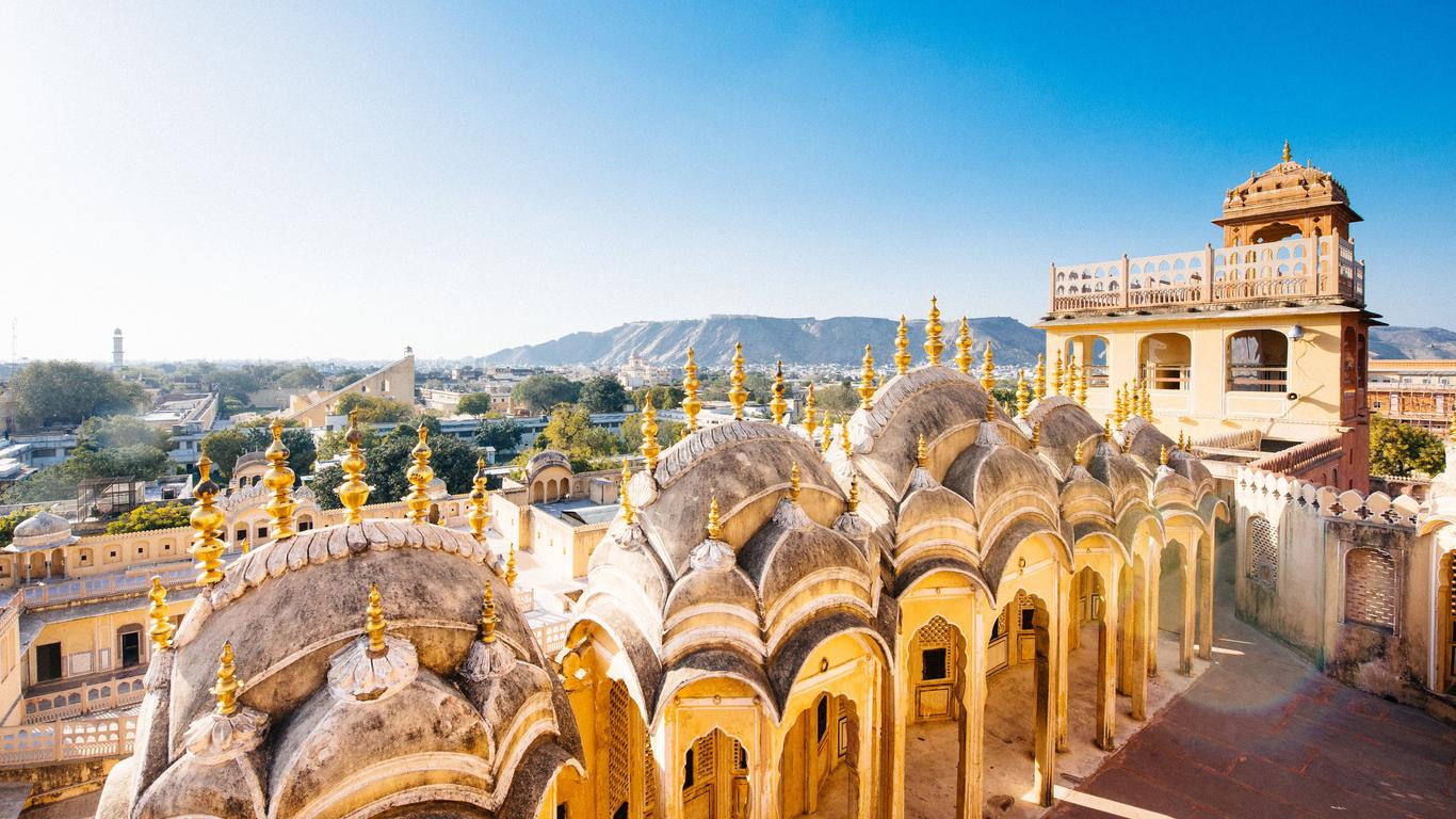 Look for other cheap flights to Jaipur