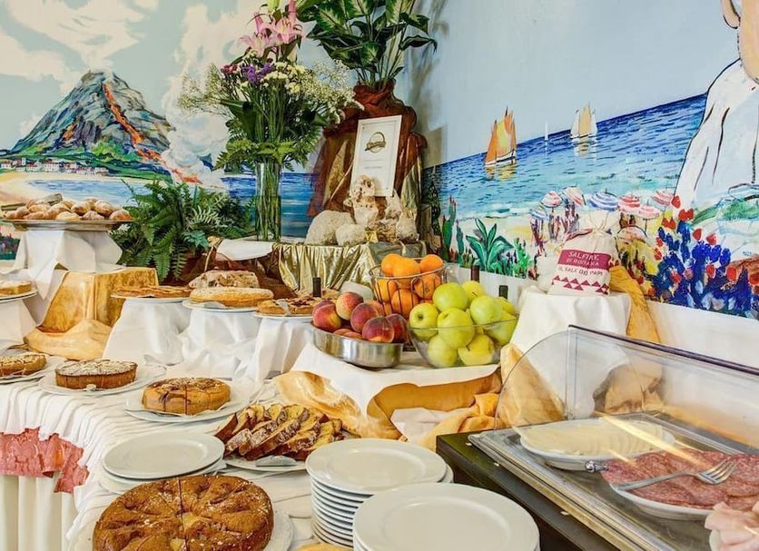 Buffet Photo