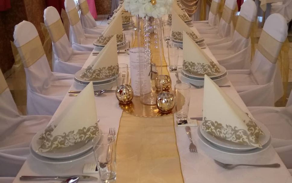 Banquet hall Photo