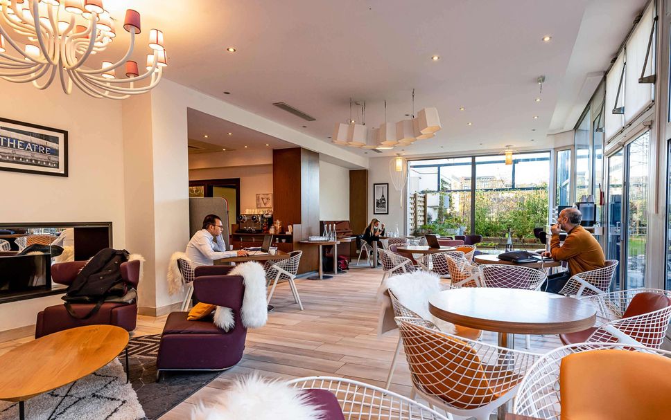 Restaurant Photo