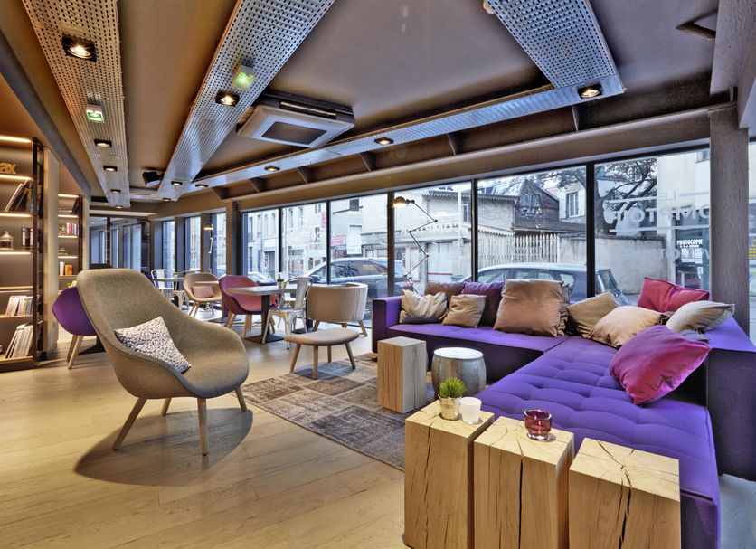 Lounge Photo