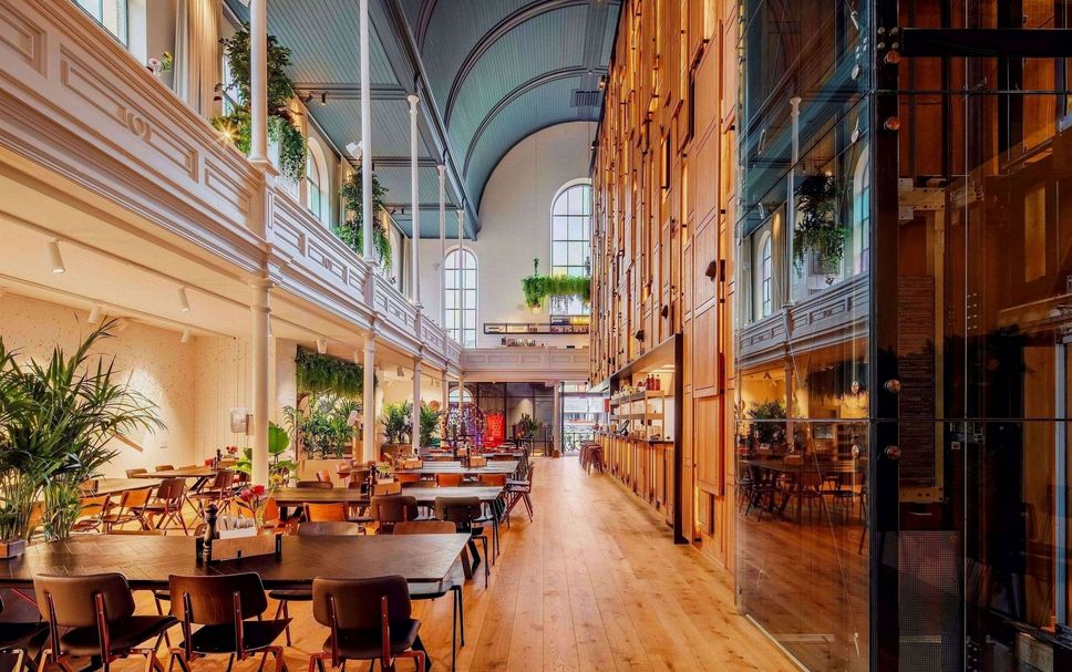 Restaurant Photo