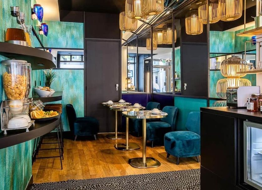 Restaurant Photo